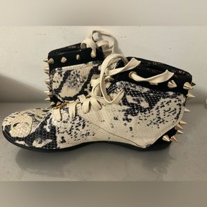 Melody Eshani Reebok sneakers